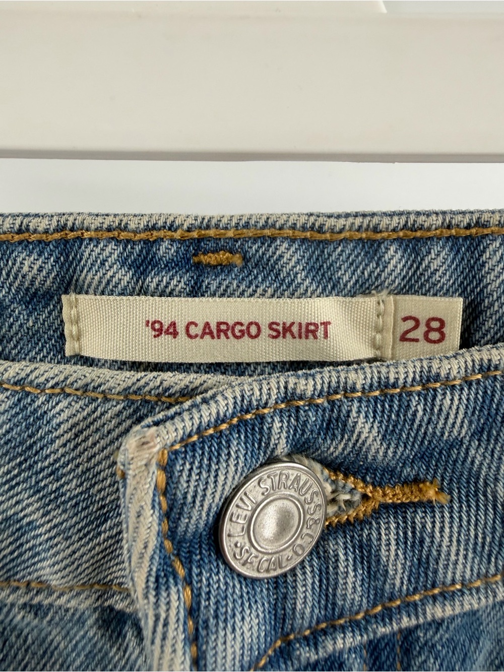 Levi’s 94 Cargo Denim Skirt‎ Size 28 New with tags - Picture 4 of 7